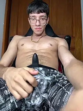 ArthurDavies  online show from 02-23-26, 08:26