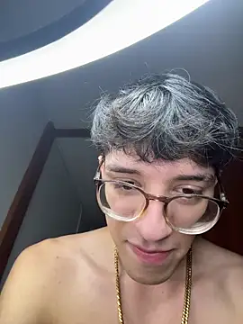 ArthurDavies  online show from 02-02-26, 05:17