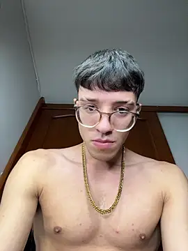 ArthurDavies  online show from 03-09-26, 09:02