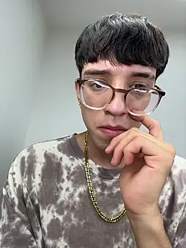 ArthurDavies  online show from 01-17-26, 06:39