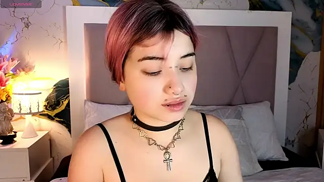 Sienna Desiree online show from 07-04-26, 12:53