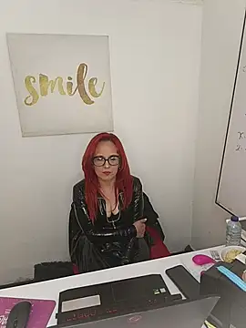 Snapshot of MarianaMonsalve_ chatting on 02-19-26, 03:58 MarianaMonsalve online show from 02-19-26, 03:58