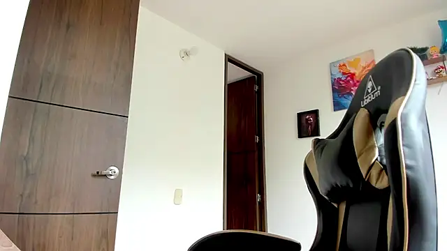 sexcolombia20 online show from 03-19-26, 04:40