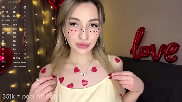 Snapshot of _ViviV_ chatting on 02-14-26, 05:57 ViviV online show from 02-14-26, 05:57