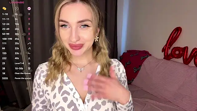  ViviV  online show from 04-09-26, 09:04