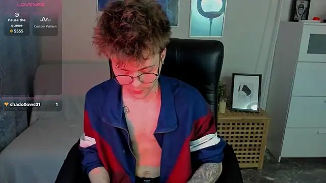 Snapshot of Tomas_Norton chatting on 03-28-26, 08:32 Tomas Norton online show from 03-28-26, 08:32