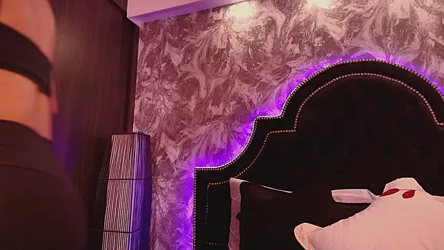 Chloe Connor online show from 03-14-26, 04:18