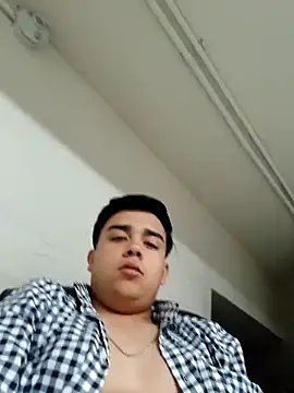 Snapshot of Yosoyelmismo-6737 chatting on 03-01-26, 10:43 Yosoyelmismo-6737 online show from 03-01-26, 10:43