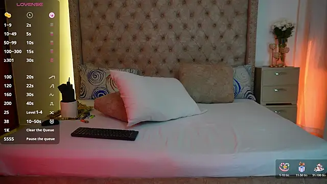 Snapshot of xkassandraxx chatting on 07-10-26, 05:51 xkassandraxx online show from 07-10-26, 05:51
