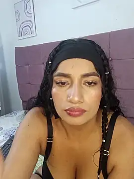 MiaKleinX online show from 03-01-26, 11:05