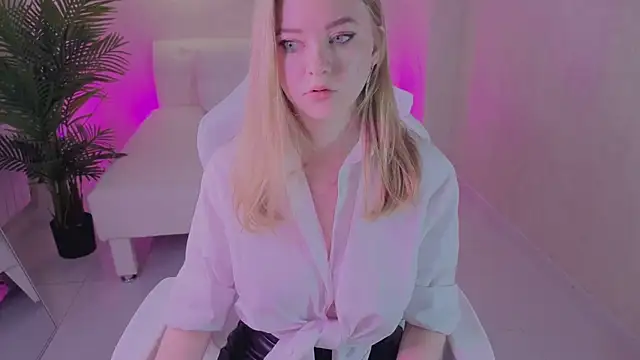 DianaDanian online show from 01-08-26, 02:17