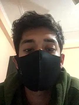 karan72819 online show from 01-10-26, 07:42