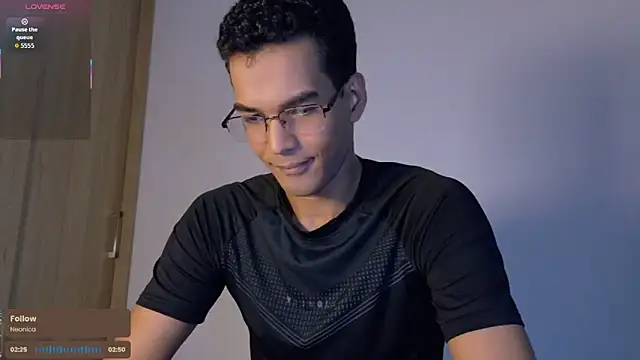 Pikashu7u7 online show from 02-06-26, 10:28