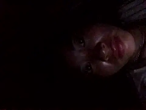 Snapshot of Hiniyk2 chatting on 06-20-26, 08:36 Hiniyk2 online show from 06-20-26, 08:36