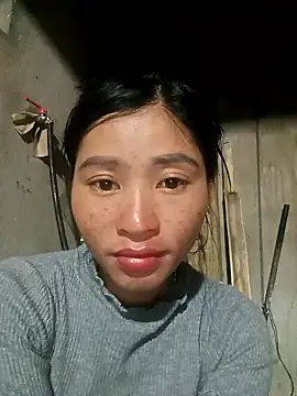 Snapshot of Hiniyk2 chatting on 01-12-26, 01:40 Hiniyk2 online show from 01-12-26, 01:40