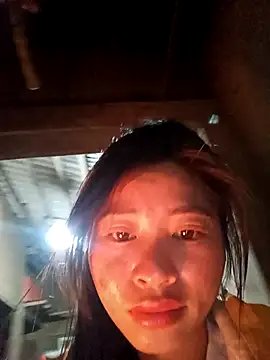 Snapshot of Hiniyk2 chatting on 01-08-26, 11:11 Hiniyk2 online show from 01-08-26, 11:11