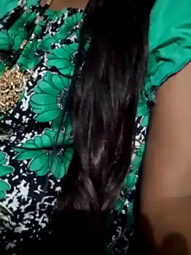 Snapshot of ramya_sri chatting on 02-15-26, 08:30 ramya sri online show from 02-15-26, 08:30