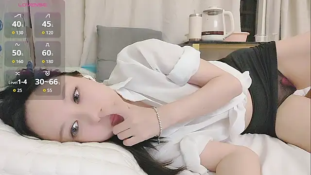 Ttaotao16877 online show from 07-05-26, 08:48