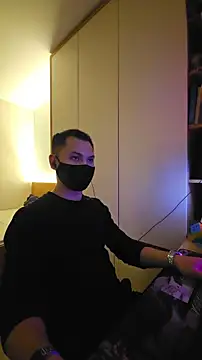 OnlyHand9x online show from 02-10-26, 06:18