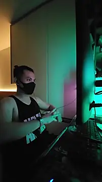 OnlyHand9x online show from 04-09-26, 04:57