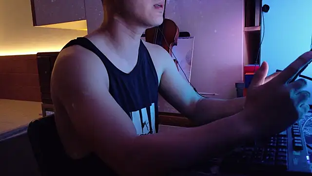 OnlyHand9x online show from 07-15-26, 04:25