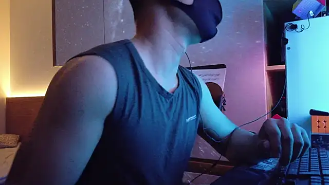 OnlyHand9x online show from 05-03-26, 04:54