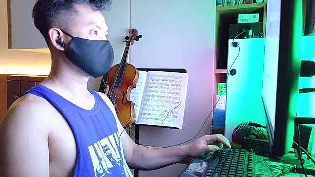 OnlyHand9x online show from 06-15-26, 04:50
