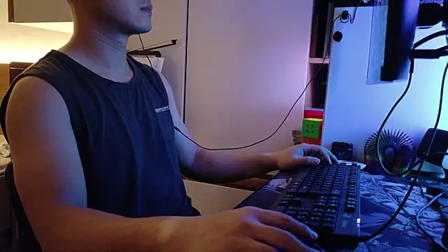 OnlyHand9x online show from 07-11-26, 05:02