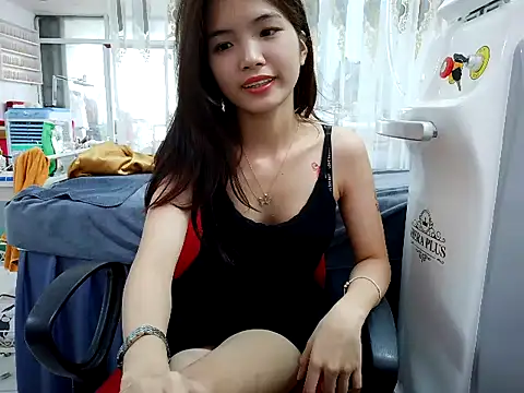 Navy Vina online show from 04-26-26, 08:11