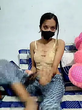 Honey lily-93 online show from 02-13-26, 04:40