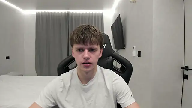 bonekoambalabu online show from 04-13-26, 06:56