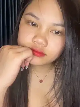 Linh DuongSexy online show from 02-08-26, 11:46