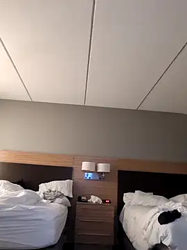 hellyeayea6969 online show from 03-10-26, 07:12