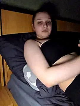 Snapshot of Kortney_Fox chatting on 02-12-26, 06:51 Kortney Fox online show from 02-12-26, 06:51