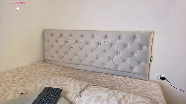 Diamond  cherry69 online show from 02-16-26, 01:43