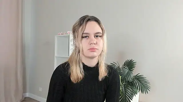 Snapshot of DejaBruhn chatting on 01-10-26, 06:09 DejaBruhn online show from 01-10-26, 06:09