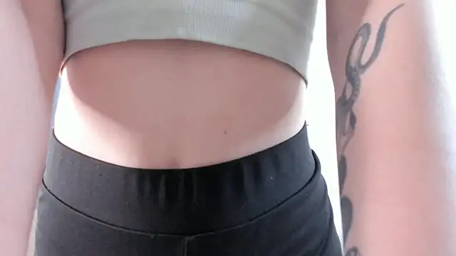 Snapshot of DejaBruhn chatting on 01-15-26, 06:17 DejaBruhn online show from 01-15-26, 06:17