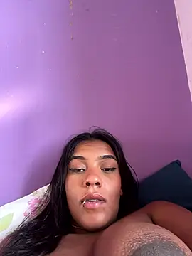 Snapshot of Lunnnaa777 chatting on 01-07-26, 09:47 Lunnnaa777 online show from 01-07-26, 09:47