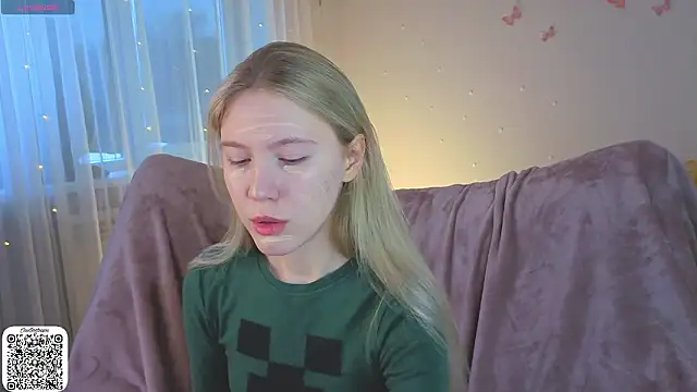 Snapshot of SirenThalassa chatting on 02-17-26, 07:05 SirenThalassa online show from 02-17-26, 07:05