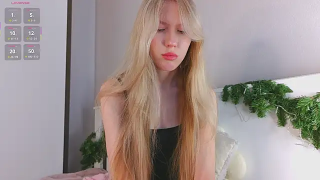 Snapshot of SirenThalassa chatting on 02-03-26, 08:41 SirenThalassa online show from 02-03-26, 08:41