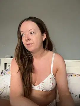 Nova-Vixen online show from 07-30-26, 05:50
