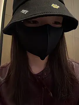 ZJbaby online show from 04-04-26, 01:17