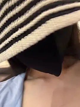 ZJbaby online show from 05-21-26, 03:31