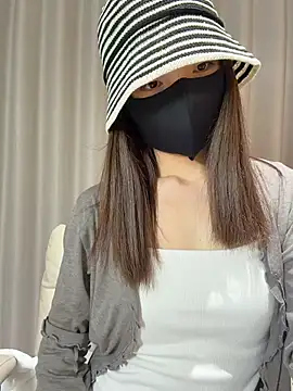 ZJbaby online show from 04-26-26, 02:25