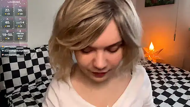 Snapshot of MelliSifuentes chatting on 01-12-26, 08:10 MelliSifuentes online show from 01-12-26, 08:10