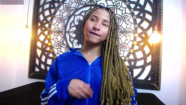 salome willianss online show from 02-10-26, 12:59