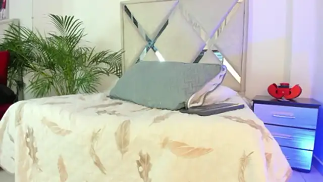 Liam saint online show from 03-31-26, 01:02