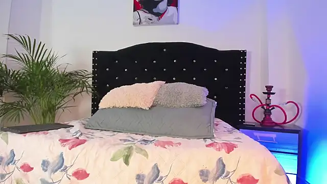 Liam saint online show from 04-02-26, 01:07