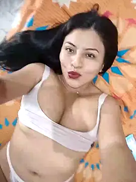 Laura-2026 online show from 01-08-26, 05:24