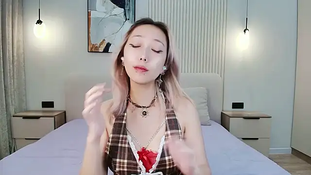 jasmilee online show from 05-01-26, 07:41